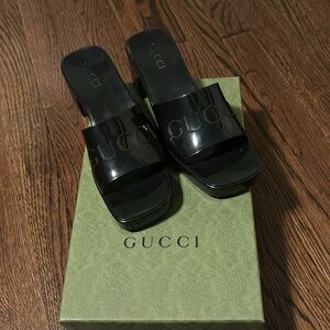 Gucci rubber sandals black  authentic wore maybe two hours
